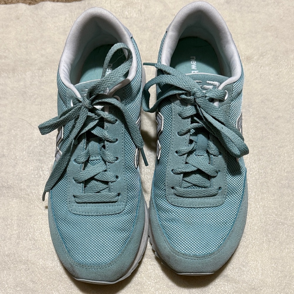 New Balance 501 Women's Teal Sneakers, Size 7.5, New condition.